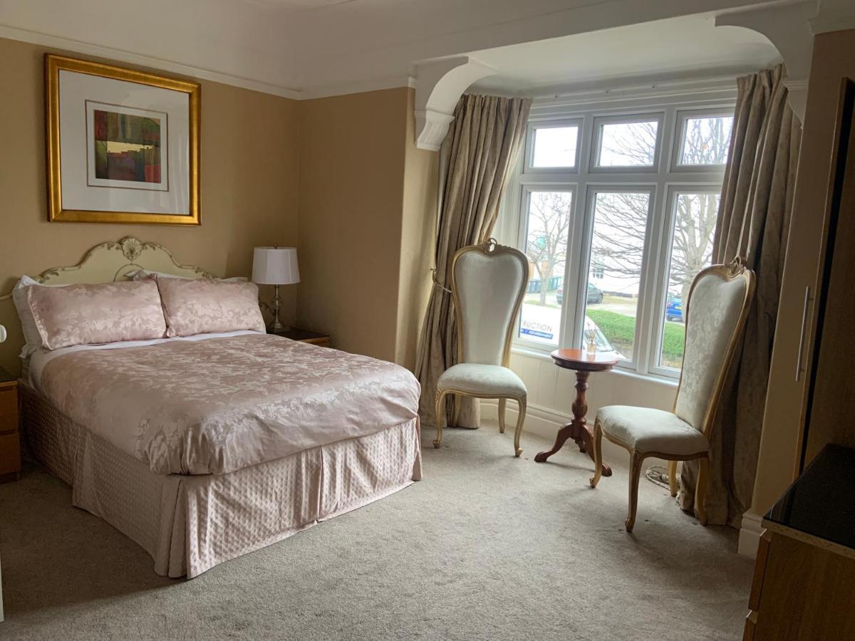 Entire Seaside Home, Sleeps 8, All En-Suite Rooms New Brighton Buitenkant foto